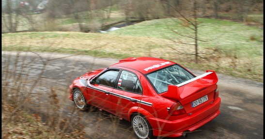 Testy Tomasza Kuchara przed Rajdem Świdnickim 2011 w obiektywie Mateusza Banasia