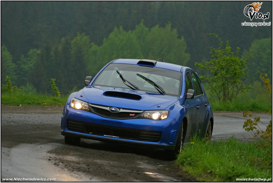 Kajetanowicz testuje Subaru