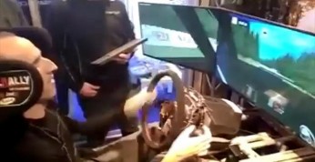 Robert Kubica grał w Richard Burns Rally podczas Monza Rally Show...