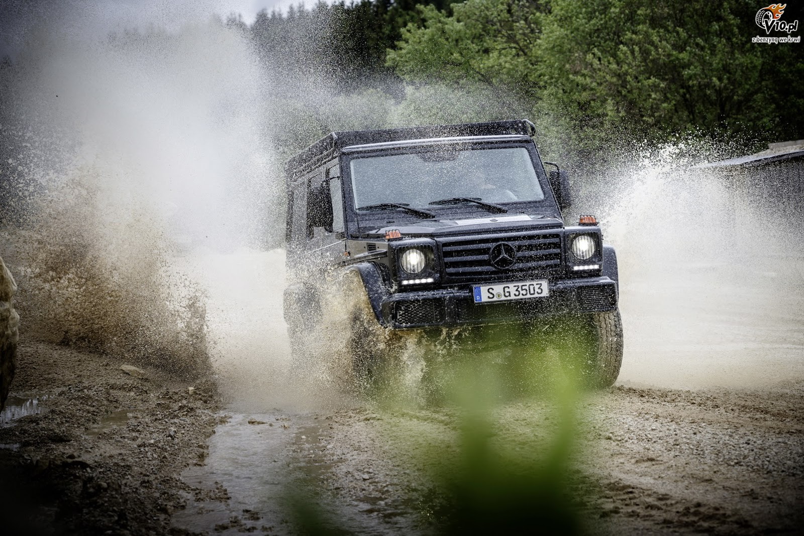 Mercedes G350