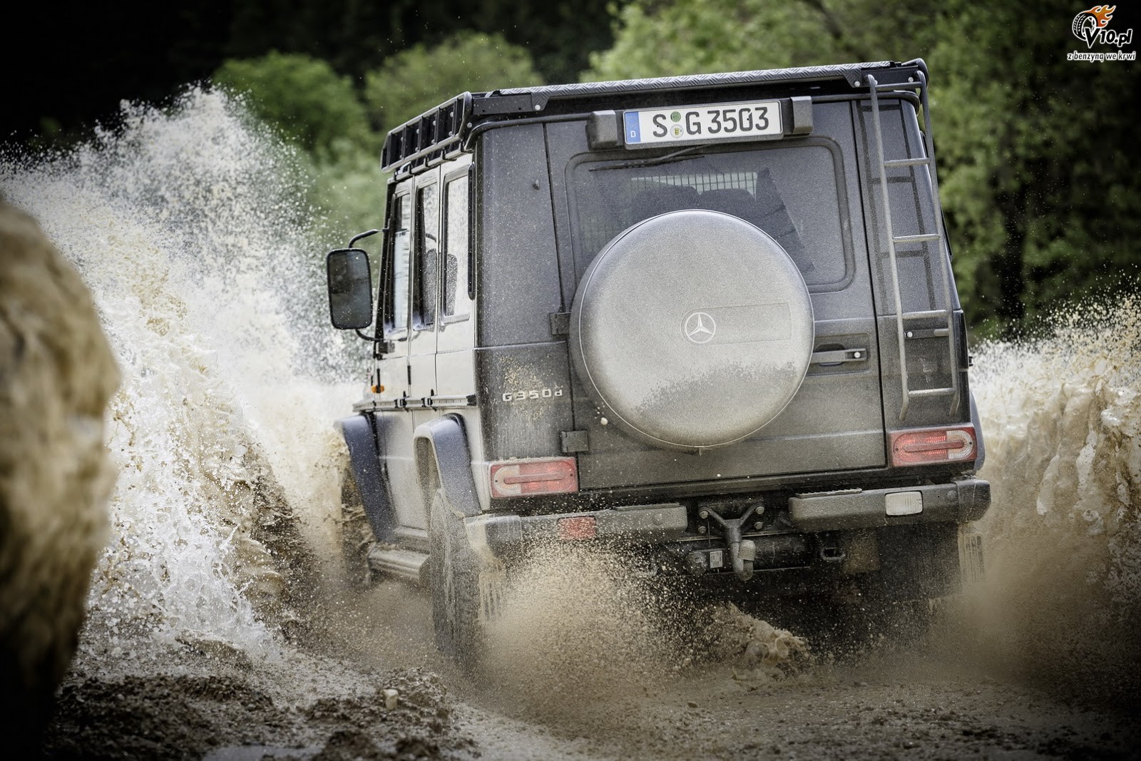 Mercedes G350