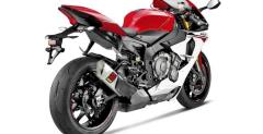 Yamaha YZF-R1 na 2015 rok z wydechem Akrapovic