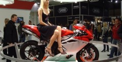 EICMA 2009 i dziewczyny