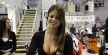 Gorce hostessy na targacvh EICMA w Mediolanie