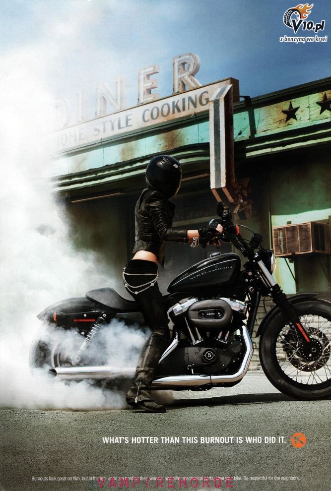 Marisa Miller i Harley-Davidson Nightster