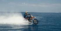 Robbie Maddison szaleje na morzu