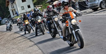 Klasyczne Triumphy opanowały Pieniny