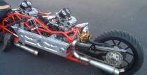 Motocykl z dwoma silnikami Ducati