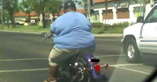 Duzi chłopcy i ich zabawki