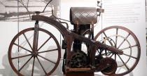 1885 Daimler Riding Car