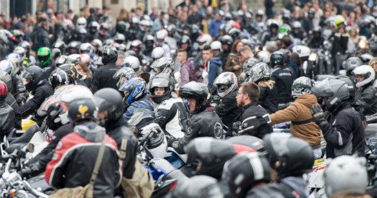 Motocykliści we Francji protestują