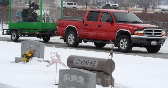 Zmarły motocyklista i jego ukochana maszyna