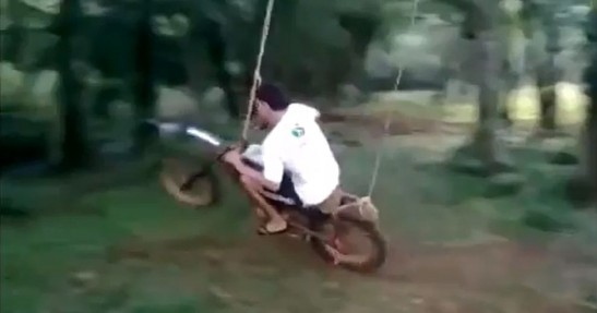 Motocyklowa huśtawka