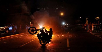 W Wenezueli nie będzie można jeździć na motocyklu w nocy?