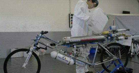 Rower z silnikiem rakietowym