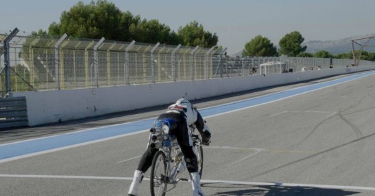 Rower z silnikiem rakietowym