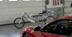 Rower z silnikiem rakietowym