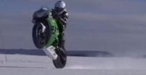 Nowy rekord Guinnessa - 183,8 km/h wheelie na lodzie