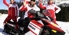 Valentino Rossi i Nicky Hayden - biae szalestwo
