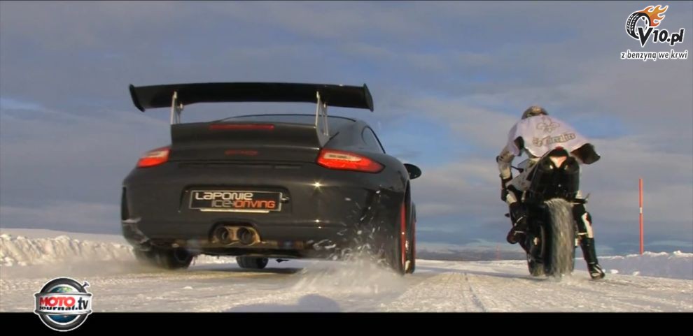 Yamaha YZF-R1 vs Porsche GT3 RS