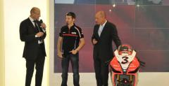 Aprilia RSV4 na targach Intermot 2012