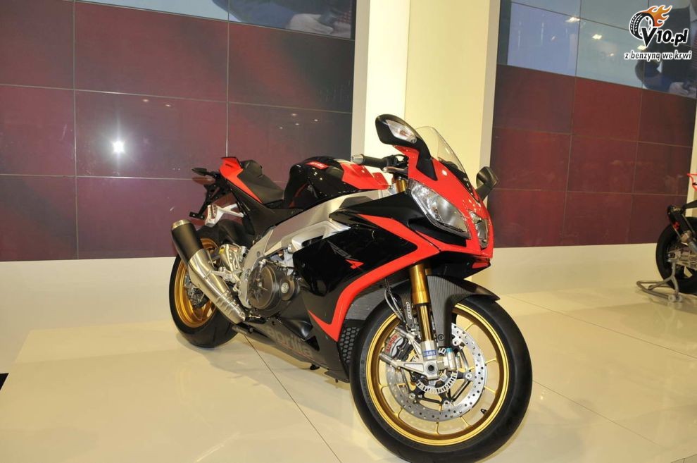 Aprilia RSV4 na targach Intermot 2012