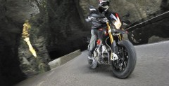 Aprilia Dorsoduro 750 Factory