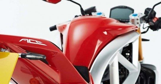 Ariel Ace - as wśród jednośladów