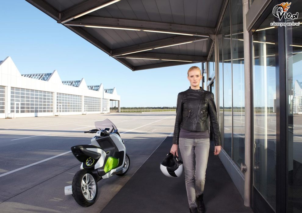 BMW Concept e - elektryczny maxi skuter