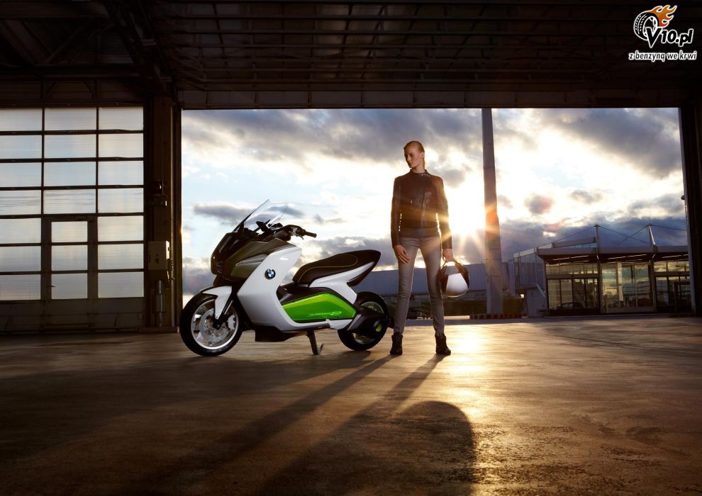 BMW Concept e - elektryczny maxi skuter