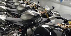 Drogowe BMW S1000RR - prosto z tamy