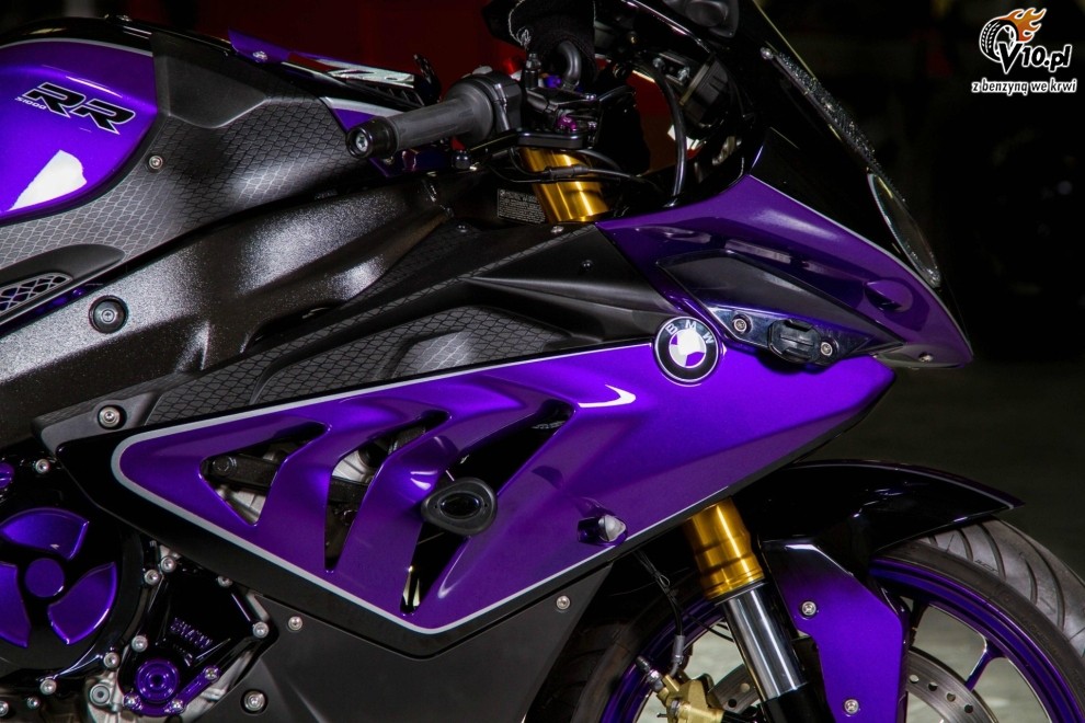BMW S1000RR w nietypowym malowaniu