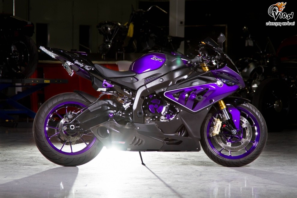 BMW S1000RR w nietypowym malowaniu