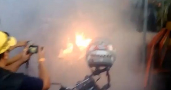 BMW S1000RR na pechowej hamowni...