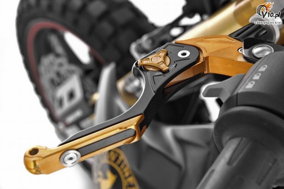 Wunderlich S1000RR Mad Max