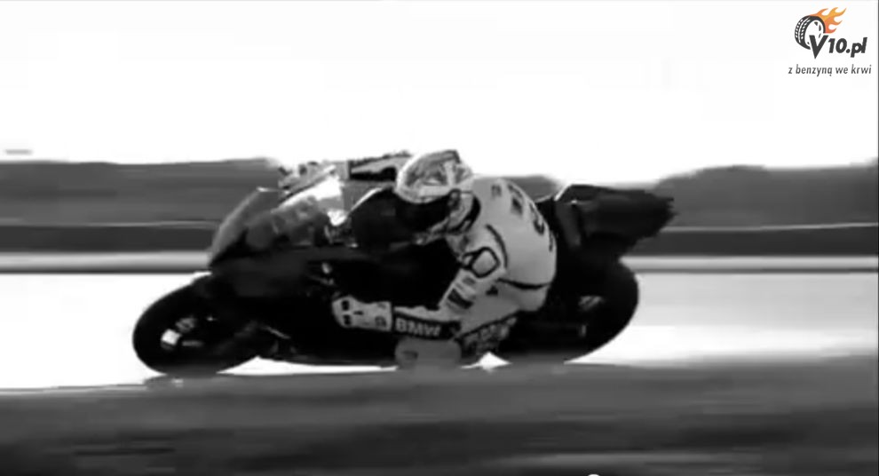 BMW S1000RR - podprogowa reklama