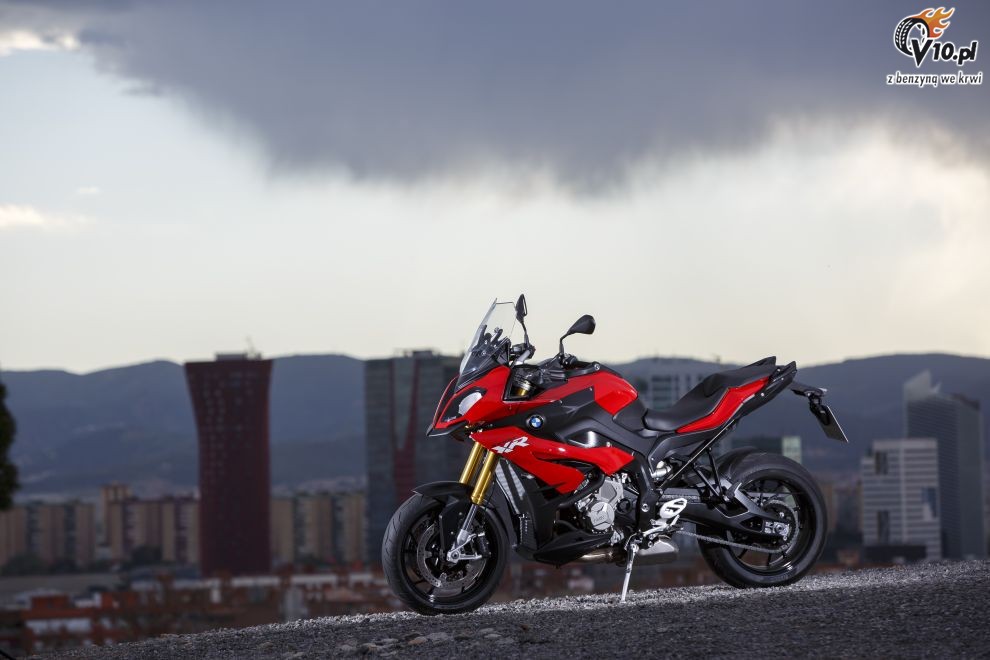 BMW S1000XR na 2015 rok - akcja