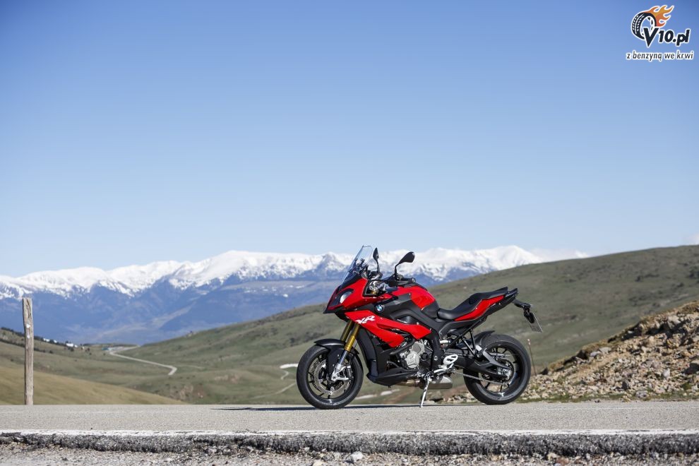 BMW S1000XR na 2015 rok - akcja