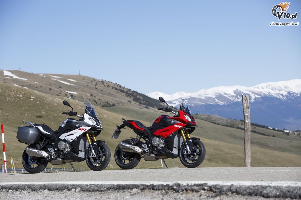 BMW S1000XR na 2015 rok - akcja