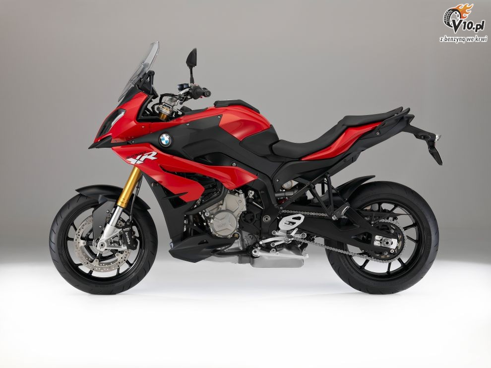 BMW S1000XR na 2015 rok - studio