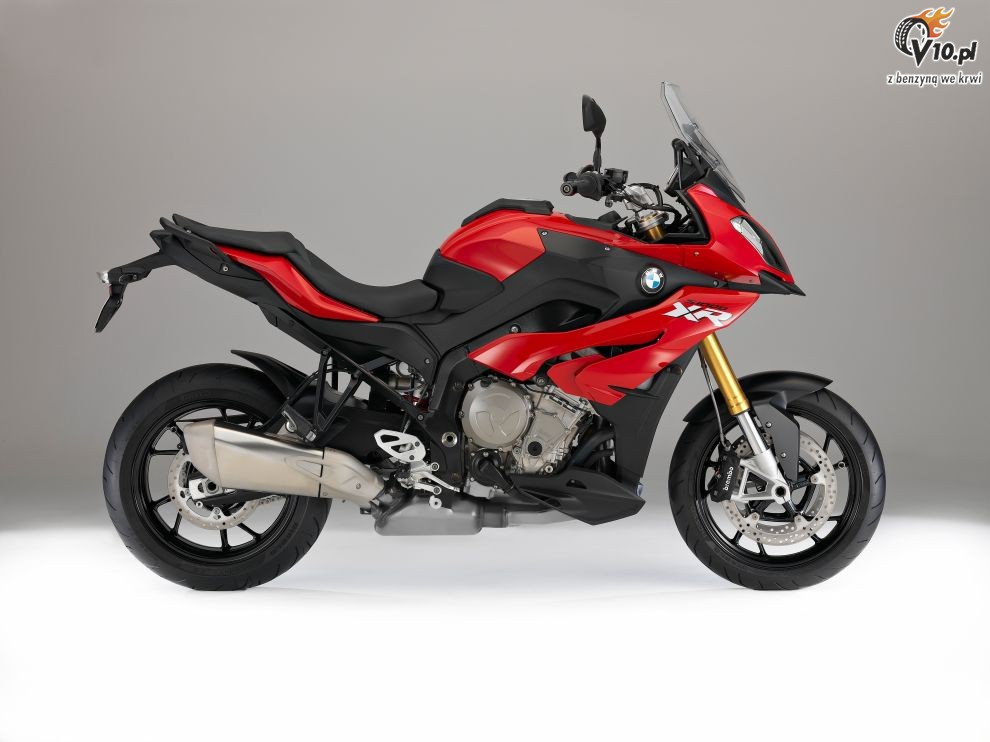 BMW S1000XR na 2015 rok - studio