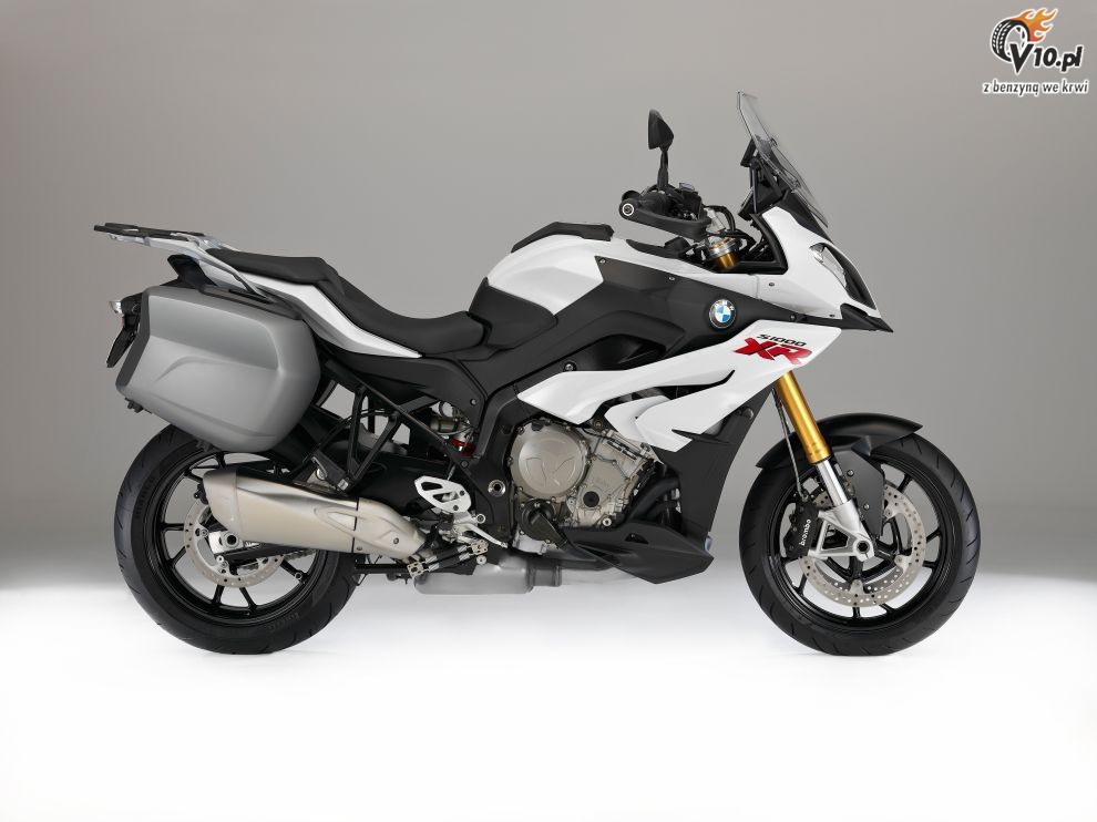 BMW S1000XR na 2015 rok - studio