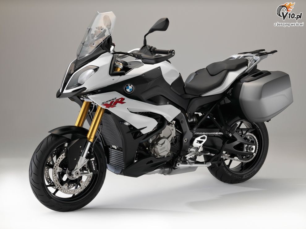 BMW S1000XR na 2015 rok - studio