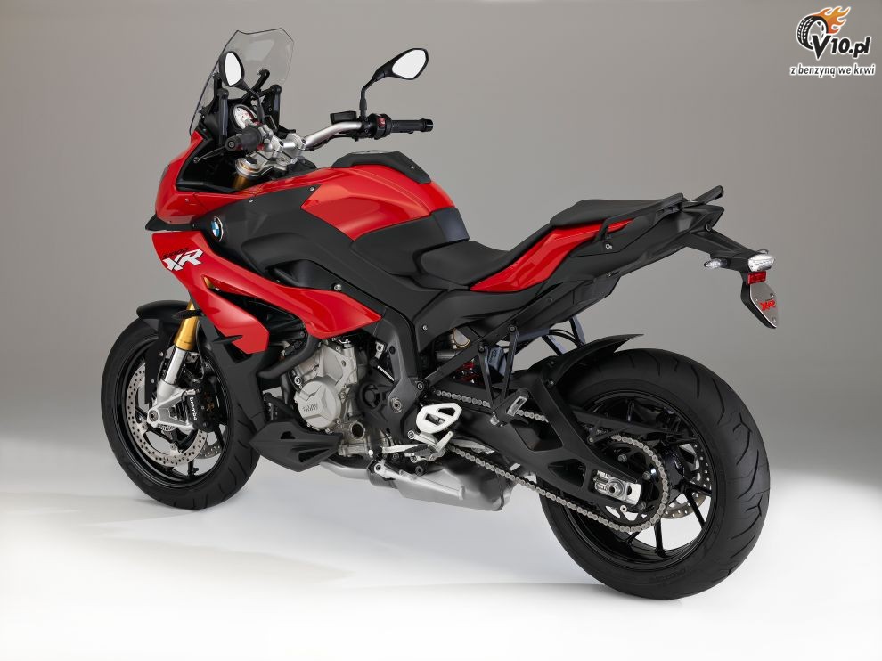 BMW S1000XR na 2015 rok - studio