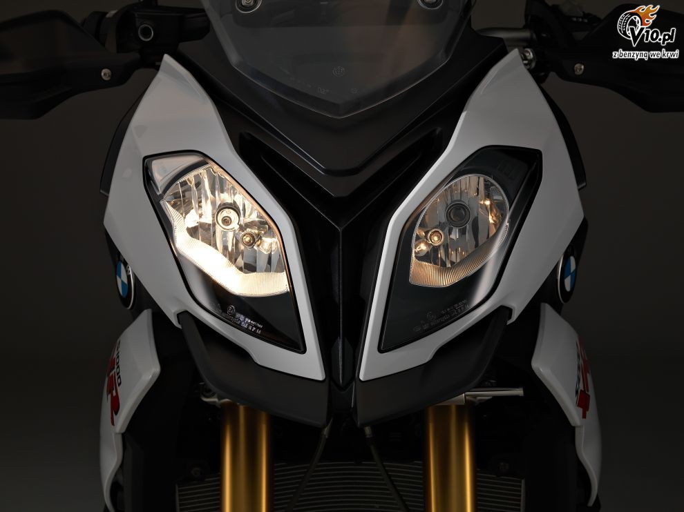 BMW S1000XR na 2015 rok - studio