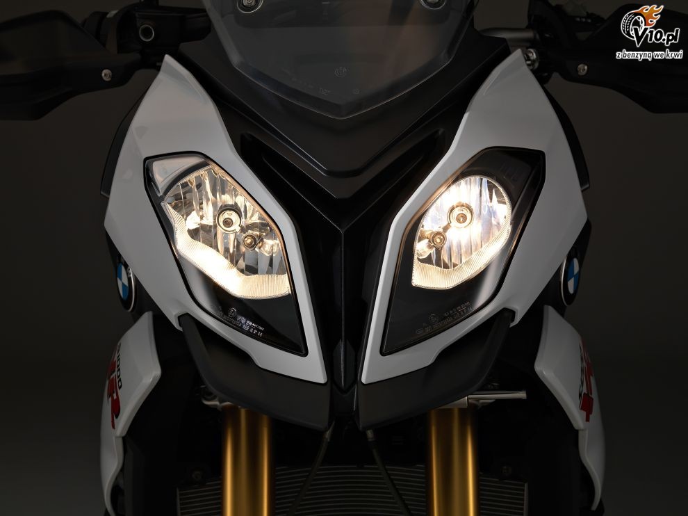 BMW S1000XR na 2015 rok - studio