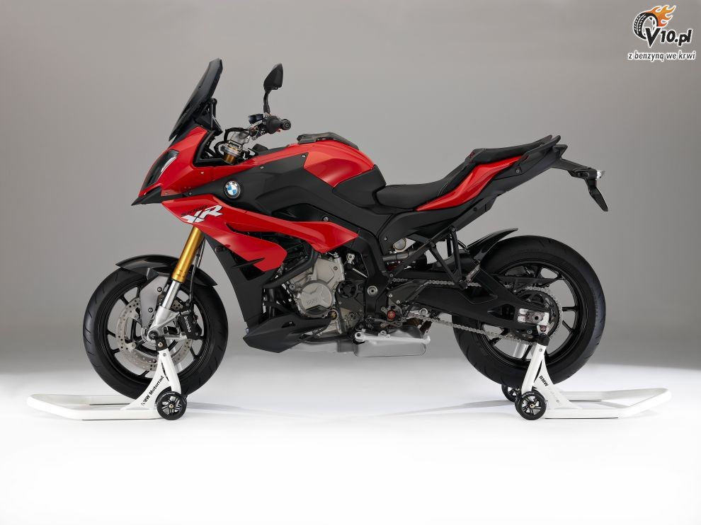 BMW S1000XR na 2015 rok - studio