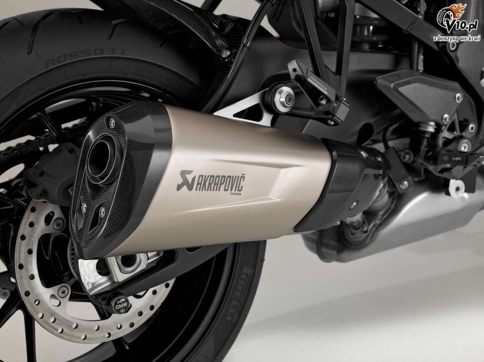 BMW S1000XR na 2015 rok - studio