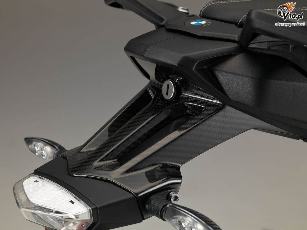 BMW S1000XR na 2015 rok - studio