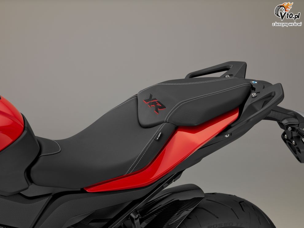 BMW S1000XR na 2015 rok - studio